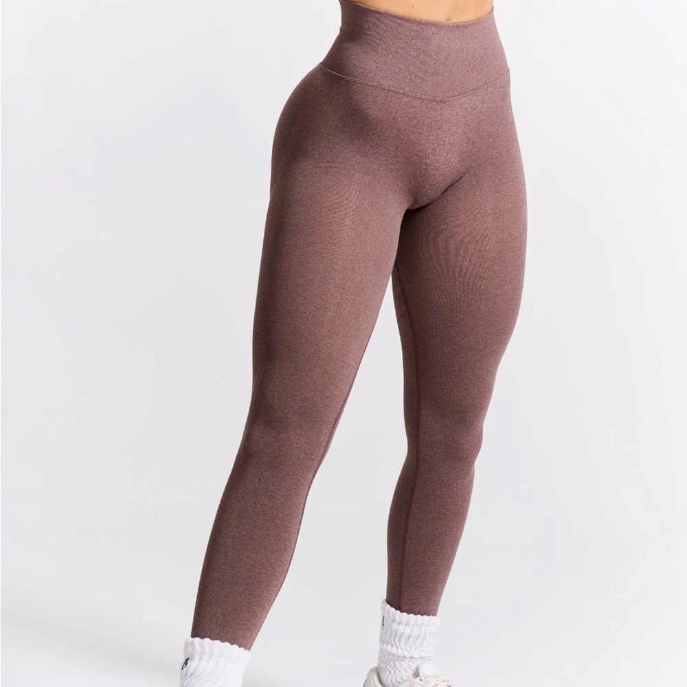BuffBunny High-Waisted Mocha Berry Leggings